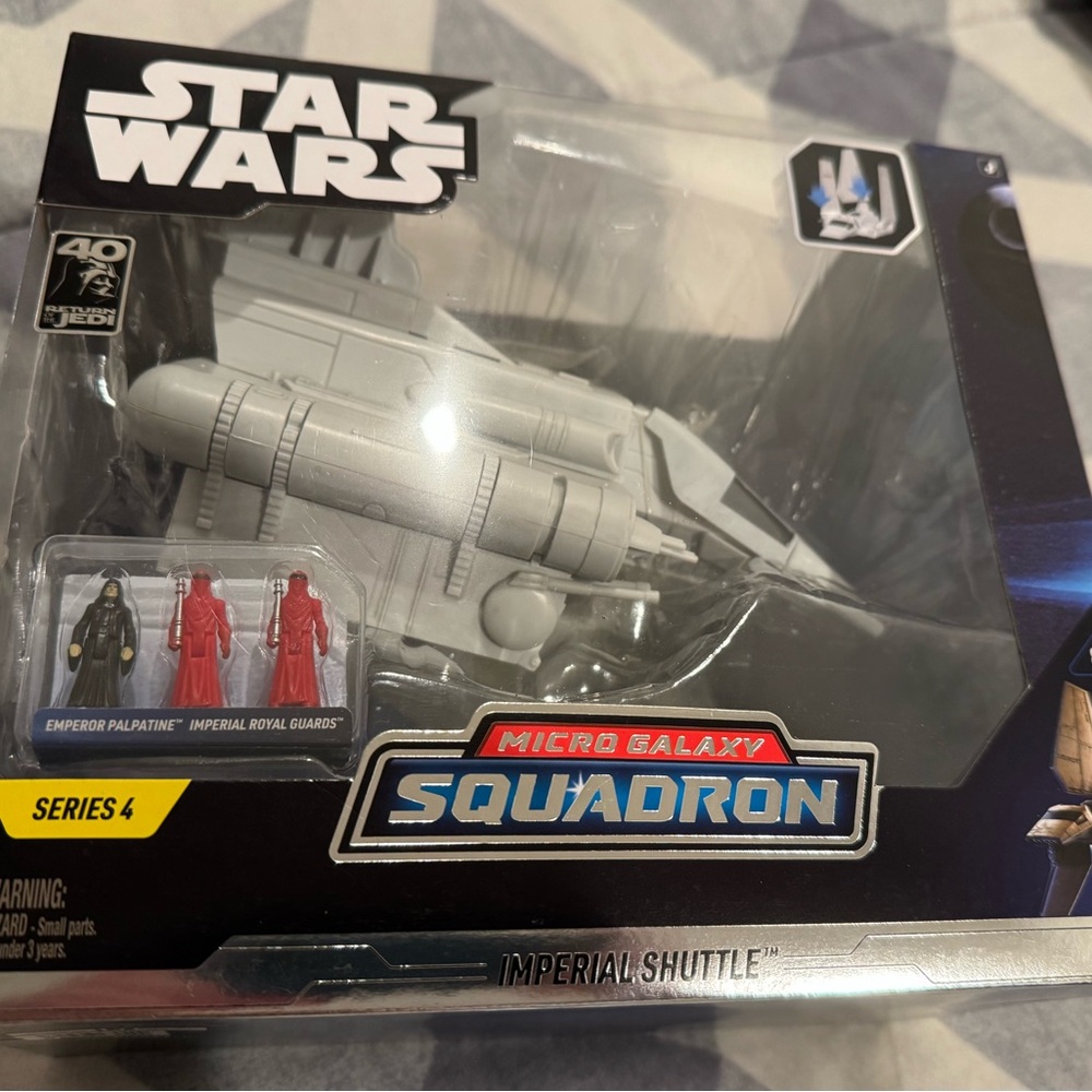 STAR WARS MICRO GALAXY SQUADRON IMPERIAL SHUTTLE #0088 Series 4 ROYAL GUARDS MIB